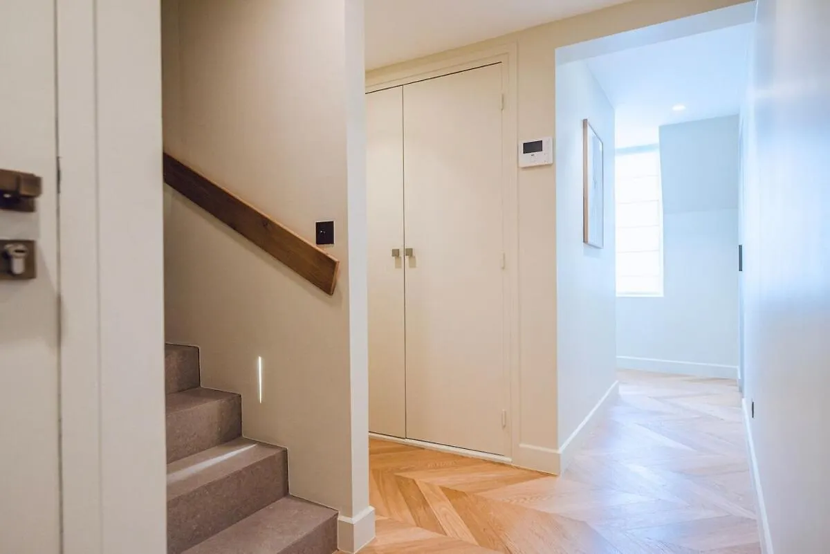 Apartament Stylish Triplex With Amazing Terrace Near Louvre Paryż 0*,